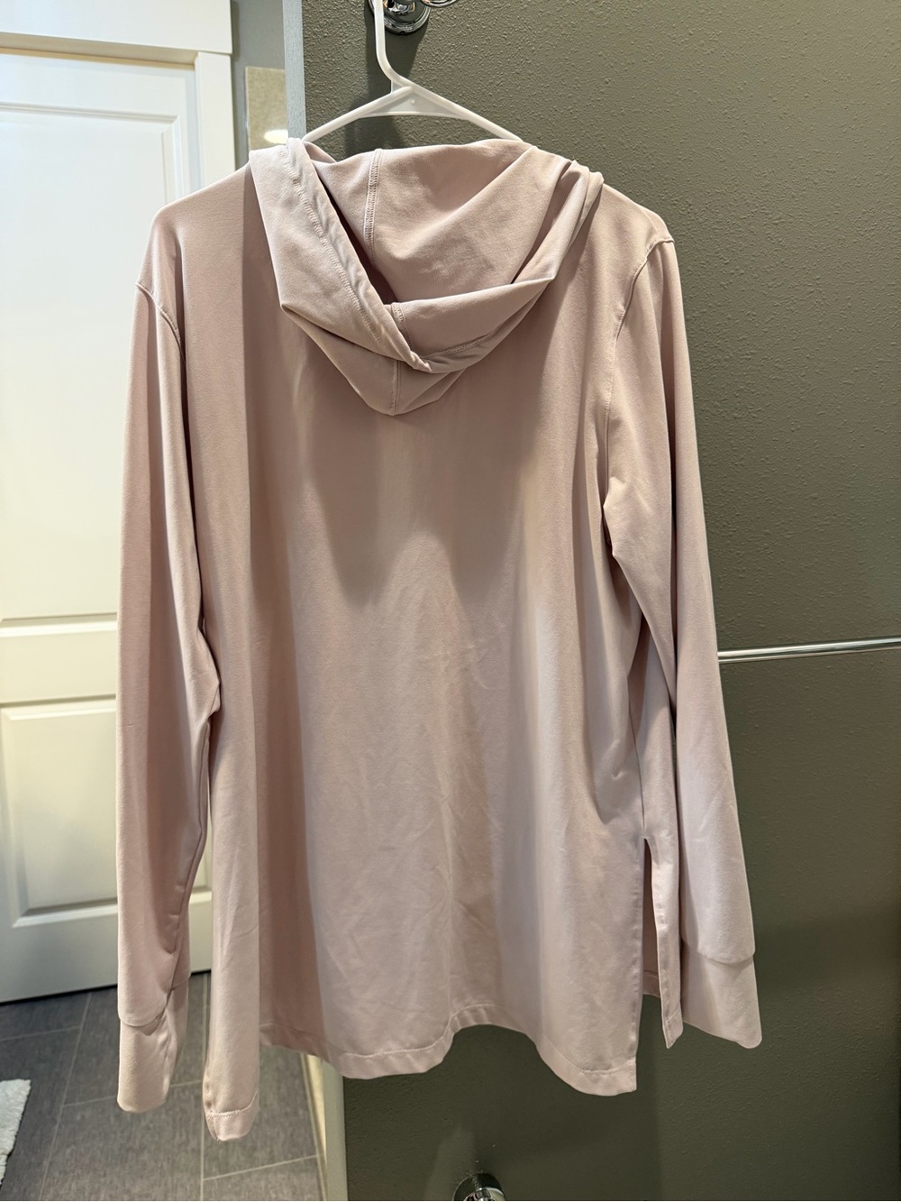 Nike Women's Light Pink Pullover Hoodie - Picture 3 of 3